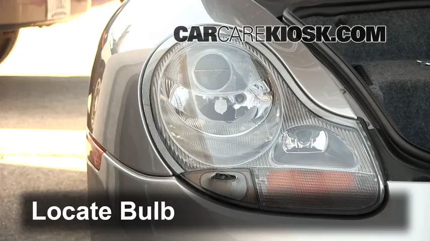 2000 Porsche 911 Carrera 4 3.4L 6 Cyl. Convertible Éclairage Feu antibrouillard (remplacer l'ampoule)